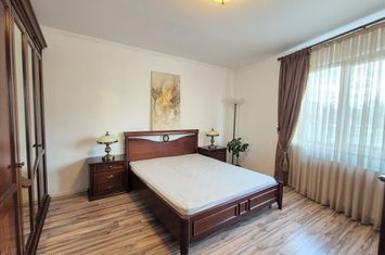 Apartament 2 camere la 4 minute metrou Lujerului, parcare la scara anunturi imobiliare Bucuresti