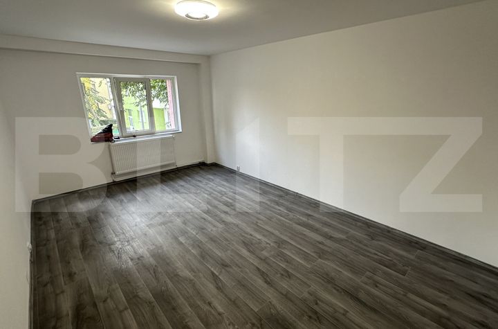 Apartament 3 camere de vanzare IOSIA - Bihor anunturi imobiliare Bihor