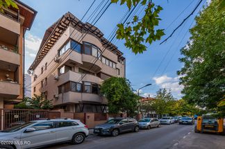 Apartament 3 camere de vânzare Bucuresti - Domenii