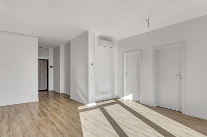 Apartament 3 camere de vanzare AUREL VLAICU - Arad anunturi imobiliare Arad