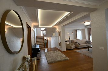 Casă - 7 camere de vanzare EXTERIOR NORD - Suceava anunturi imobiliare Suceava