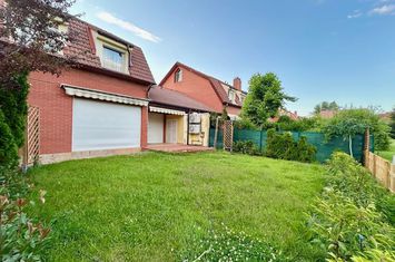 Vilă duplex | complex rezidential cu piscină | Iancu Nicolae anunturi imobiliare Bucuresti