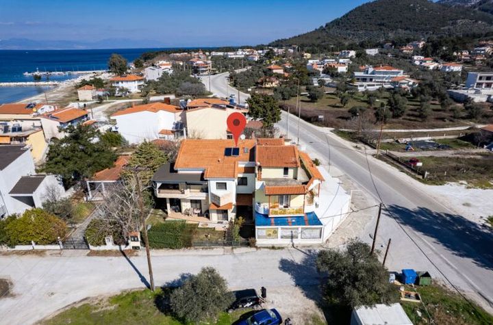 Casă 310 mp în Skala Rachoniou, 80 metri de mare anunturi imobiliare Grecia