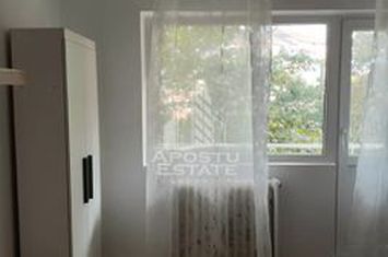 Apartament cu 2 camere langa Spitalul judetean Centrala Proprie anunturi imobiliare Timis