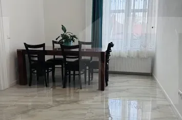 Apartament 4 camere de vanzare ARAD - Arad anunturi imobiliare Arad
