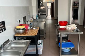 Titan - 1 Decembrie 1918 langa Piata Titan 90 mp anunturi imobiliare Bucuresti