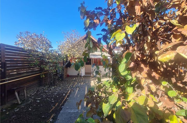 Casă - 2 camere de vanzare EXTERIOR EST - Brasov anunturi imobiliare Brasov