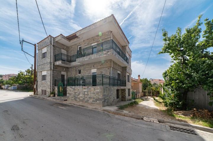 Casă triplex 420 mp în Limenaria, Thassos anunturi imobiliare Grecia