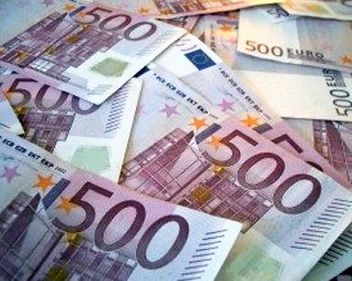 Băncile îşi aşteptă clienţii cu credite ieftine. Reîncepe creditarea