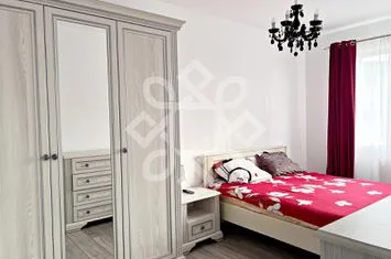 Apartament cu 3 camere in Prima Universitatii anunturi imobiliare Bihor