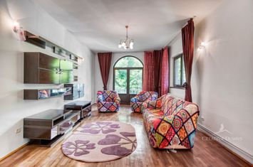 Vila cu 7 camere / 4 locuri de parcare / Sebastian - 13 Septembrie anunturi imobiliare Bucuresti
