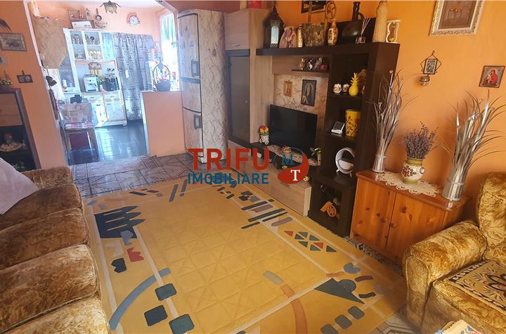 Vilă - 6 camere de vanzare CENTRAL - Alba anunturi imobiliare Alba