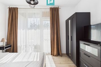 Apartament cu 3 camere pe Malul Mureșului anunturi imobiliare Arad