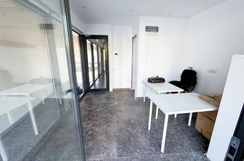 Spatiu birou 29mp metrou Stefan cel Mare Parcul Circului zona Polona anunturi imobiliare Bucuresti