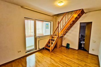 Apartament 3 camere de vanzare GARII - Brasov anunturi imobiliare Brasov