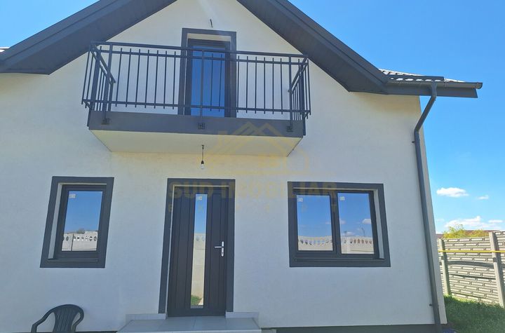 Casa individuala P+M, teren 355mp,dormitor parter Comuna Berceni anunturi imobiliare Bucuresti