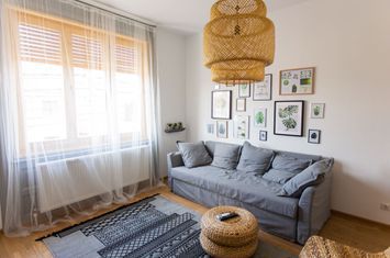 Apartament 3 camere, ultracentral #Oradea, mobilat, utilat. Comision 0 anunturi imobiliare Bihor