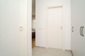 ZONA CENTRALA, APARTAMENT CU MUTARE IMEDIATA, IDEAL PENTRU INVESTITII anunturi imobiliare Iasi