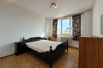 Apartament 3 camere de vanzare SEMICENTRAL  - Cluj anunturi imobiliare Cluj