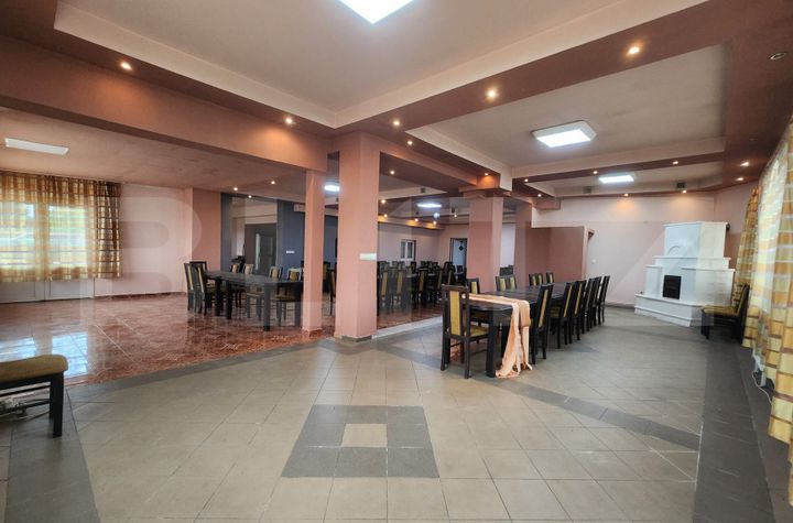 Vilă - 20 camere de vanzare CRISTESTI - Mures anunturi imobiliare Mures