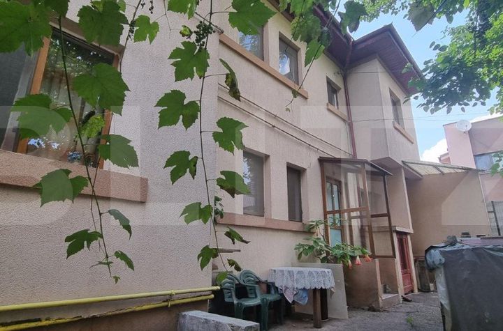 Vilă - 5 camere de vanzare GHEORGHE DOJA - Prahova anunturi imobiliare Prahova