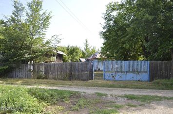 Suseni - Teren intravilan cu casa batraneasca, plan, suprafata 4700 mp anunturi imobiliare Arges