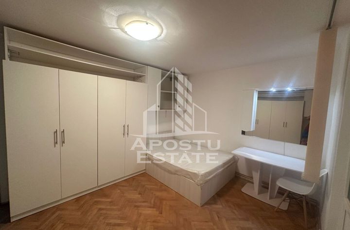 Apartament cu 1 camera, decomandat, etajul 1, centrala, Dambovita anunturi imobiliare Timis