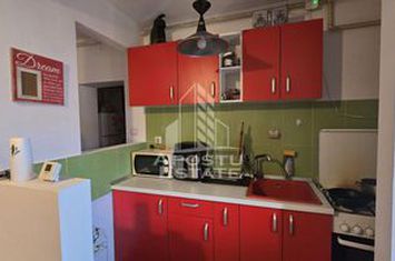 Apartament cu 3 camere, centrala proprie, zona Aradului anunturi imobiliare Timis