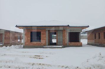 Casă - 4 camere de vanzare MIHAI VITEAZU - Cluj anunturi imobiliare Cluj