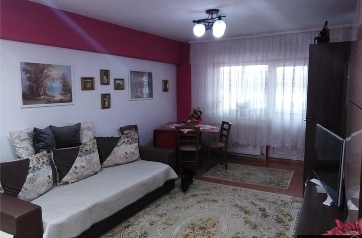 Apartament 3 camere de vanzare FALTICENI - Suceava anunturi imobiliare Suceava