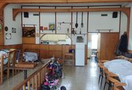 250 €, Spațiu comercial