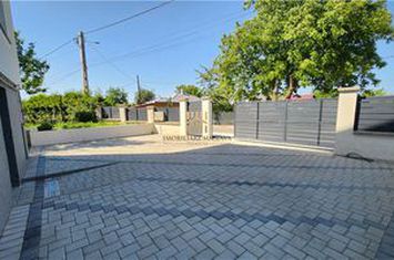 Vilă - 5 camere de vanzare CENTRAL - Suceava anunturi imobiliare Suceava