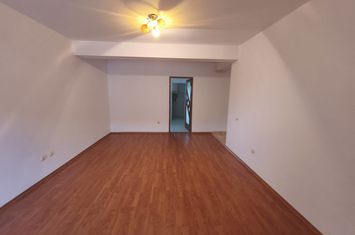 Apartament 2 camere de vanzare RADAUTI - Suceava anunturi imobiliare Suceava