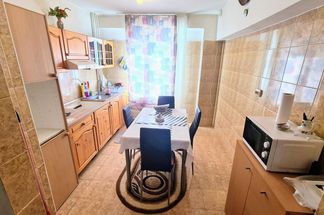 Apartament 3 camere de vânzare Bucuresti - Colentina
