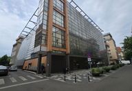 2.970.000 €, Spațiu comercial