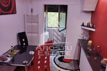 Apartament cu 3 camere in zona Girocului, centrala termica anunturi imobiliare Timis