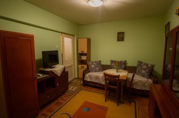 Apartament 2 camere de vanzare VASILE AARON - Sibiu anunturi imobiliare Sibiu