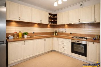 Apartament 2 camere de vanzare TRACTORUL - Brasov anunturi imobiliare Brasov