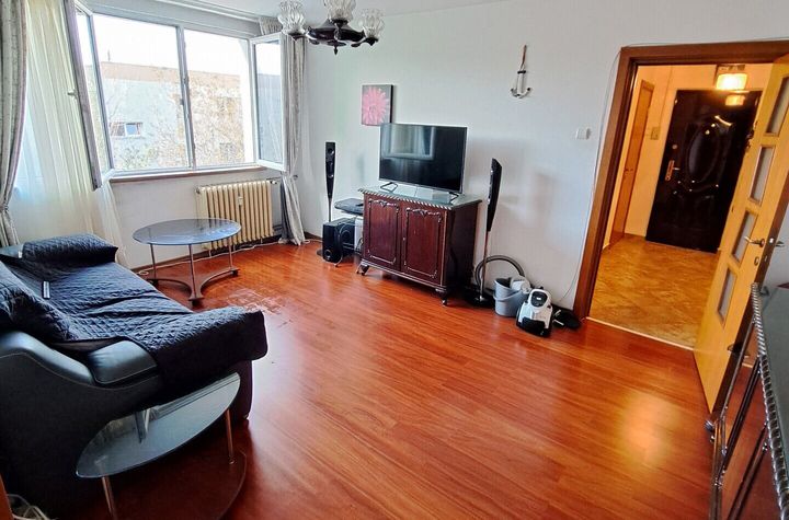 Apart. 3 Cam- 5-6 min metrou Raul Doamnei- 65mp- Curat- bloc mic- zona linistita- 88.900E anunturi imobiliare Bucuresti