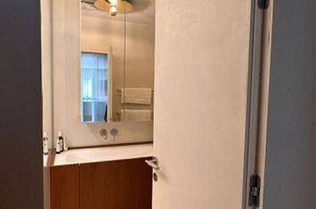 COMPLEX CU PISCINA - British School of Bucharest! anunturi imobiliare Bucuresti