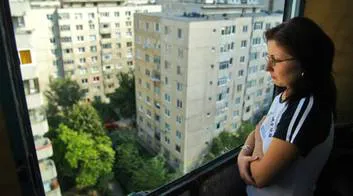 Românul câştigă 150.000 de euro într-o viaţă. Cât de sus este piaţa imobiliară?