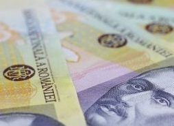 Cresc impozitele pe case si terenuri, dar abia de anul viitor