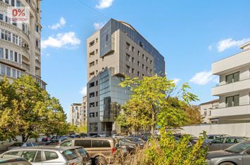 Unirii, apartament cu 4 camere, 152 mp, doua locuri in garaj subteran anunturi imobiliare Bucuresti