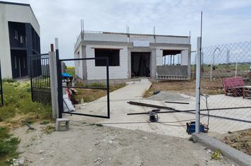 Casă - 3 camere de vanzare CRAIOVA - Dolj anunturi imobiliare Dolj