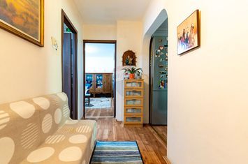 Apart cu 3 cam SemicentralStr. Gheorghe Lazar7,80mp,balcon,COMISION 0% anunturi imobiliare Cluj
