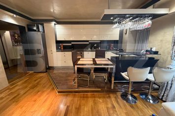 Apartament 3 camere de vanzare FRUMOASA - Iasi anunturi imobiliare Iasi