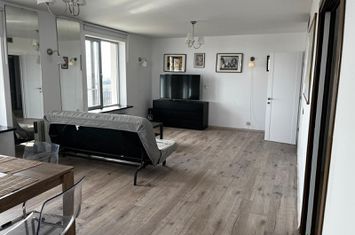 Vacaresti Asmita Gardens apartament 3 camere de inchiriat anunturi imobiliare Bucuresti