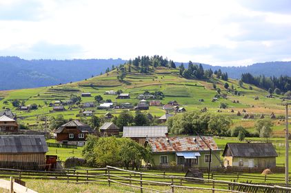 România, țara proprietarilor pe cocioabe de lux