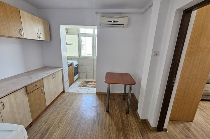 Apartament 2 camere de vanzare 9 MAI - Gorj anunturi imobiliare Gorj