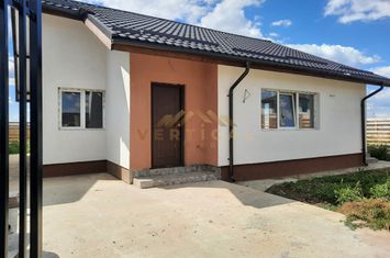 Casă - 3 camere de vanzare COMUNA BERCENI - Bucuresti anunturi imobiliare Bucuresti